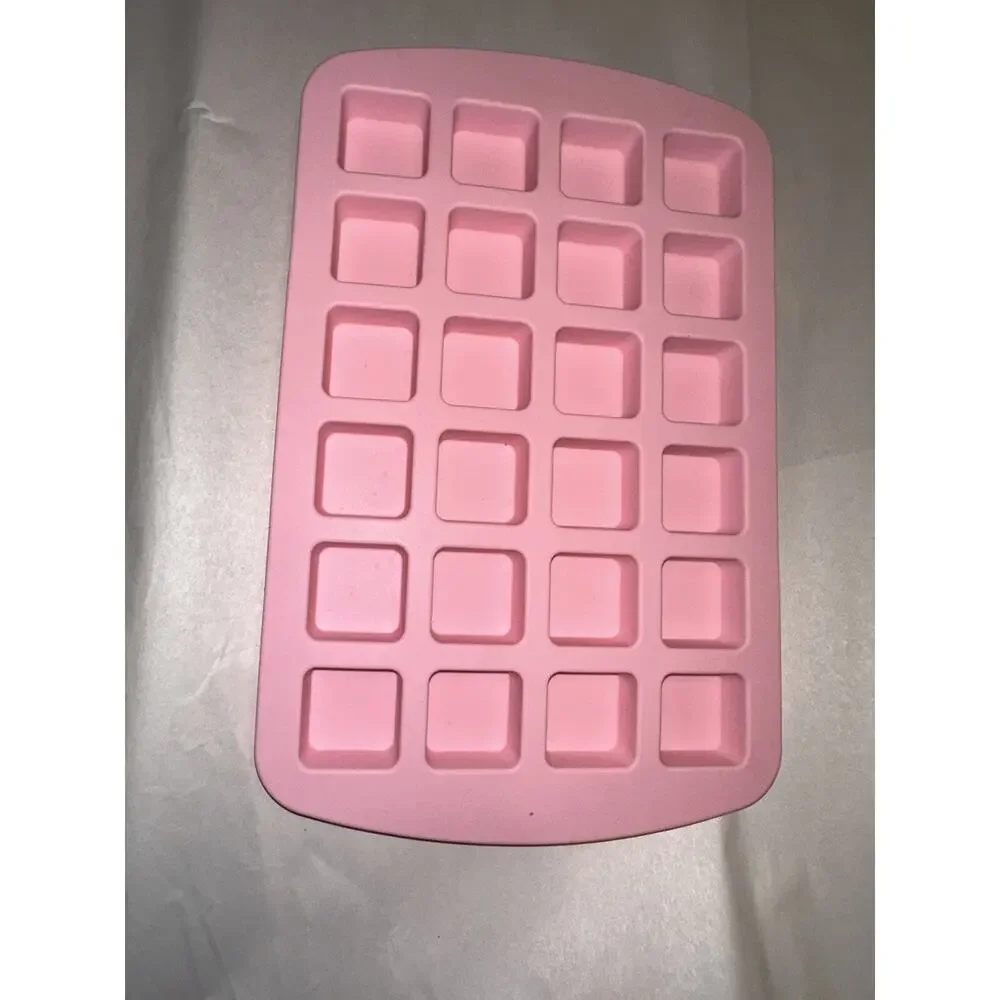 New W/O Tags Pink 24 Cavity Silicon Ice Cube Mold Soap Candle DIY Clay Resin
